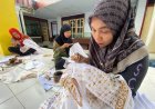 Warga Lebakharjo Kabupaten Malang Antusias Ikuti Pelatihan Membatik dalam Program TMMD ke-126